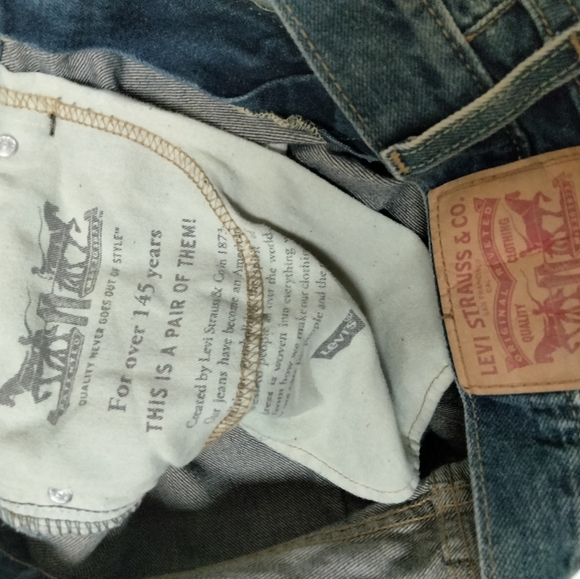 Levi's 36/30 jeans - Picture 5 of 6
